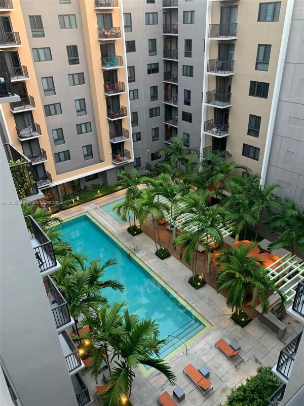 Foto del edificio - 3800 Bird Rd