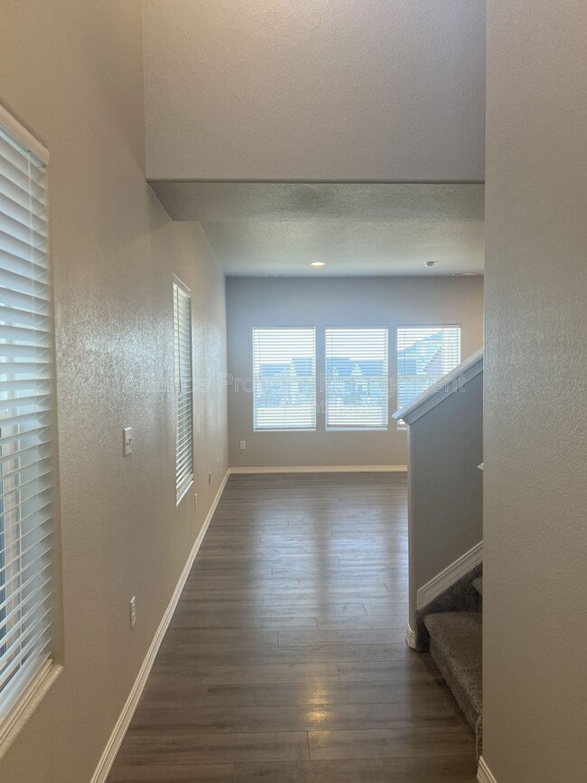 Building Photo - 8175 Talc Dr