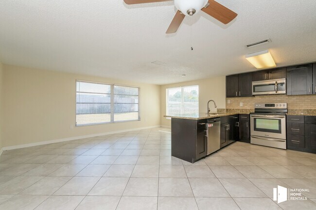 Foto del edificio - 10118 Hickory Hill Dr