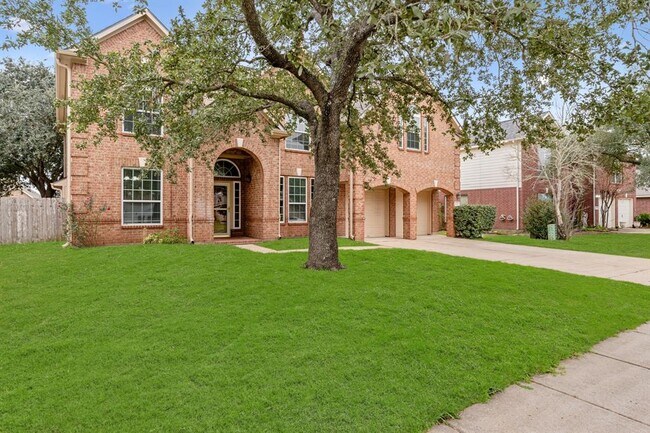 Foto del edificio - 6209 Fawnlake Dr