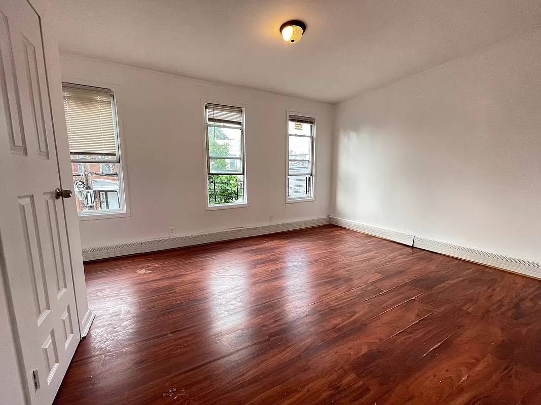 864 Van Nest Ave, The Bronx, NY 10462 House Rental in The Bronx, NY