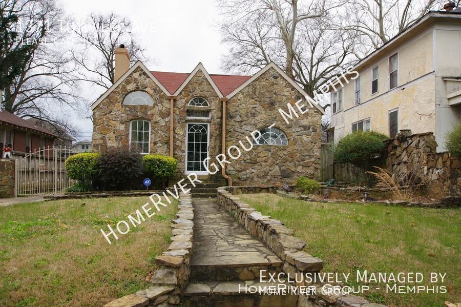 Primary Photo - 1371 Tutwiler Ave