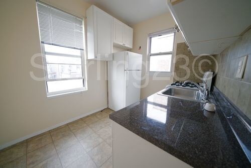 Foto del edificio - 2052 46th St