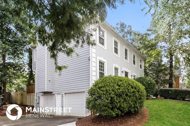 Foto del edificio - 2114 November Glen Dr NW