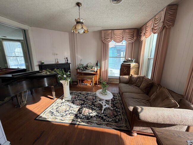 Foto del edificio - 508 W Taylor St