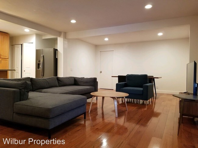 Building Photo - 3 br, 2 bath Apartment - 471 Hawthorne Avenue