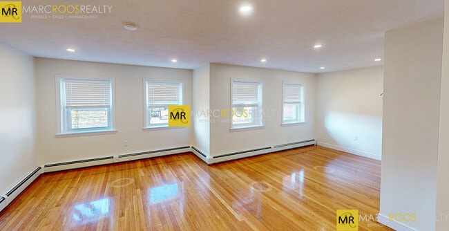 Building Photo - 309 Tappan St