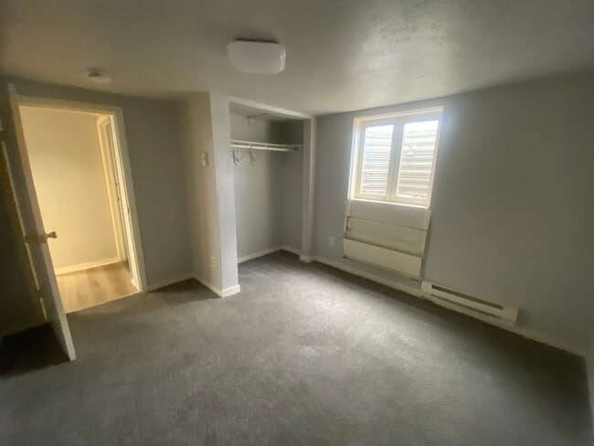Building Photo - 2ND MONTH RENT FREE!! - Utilities Paid  2-Bedroom