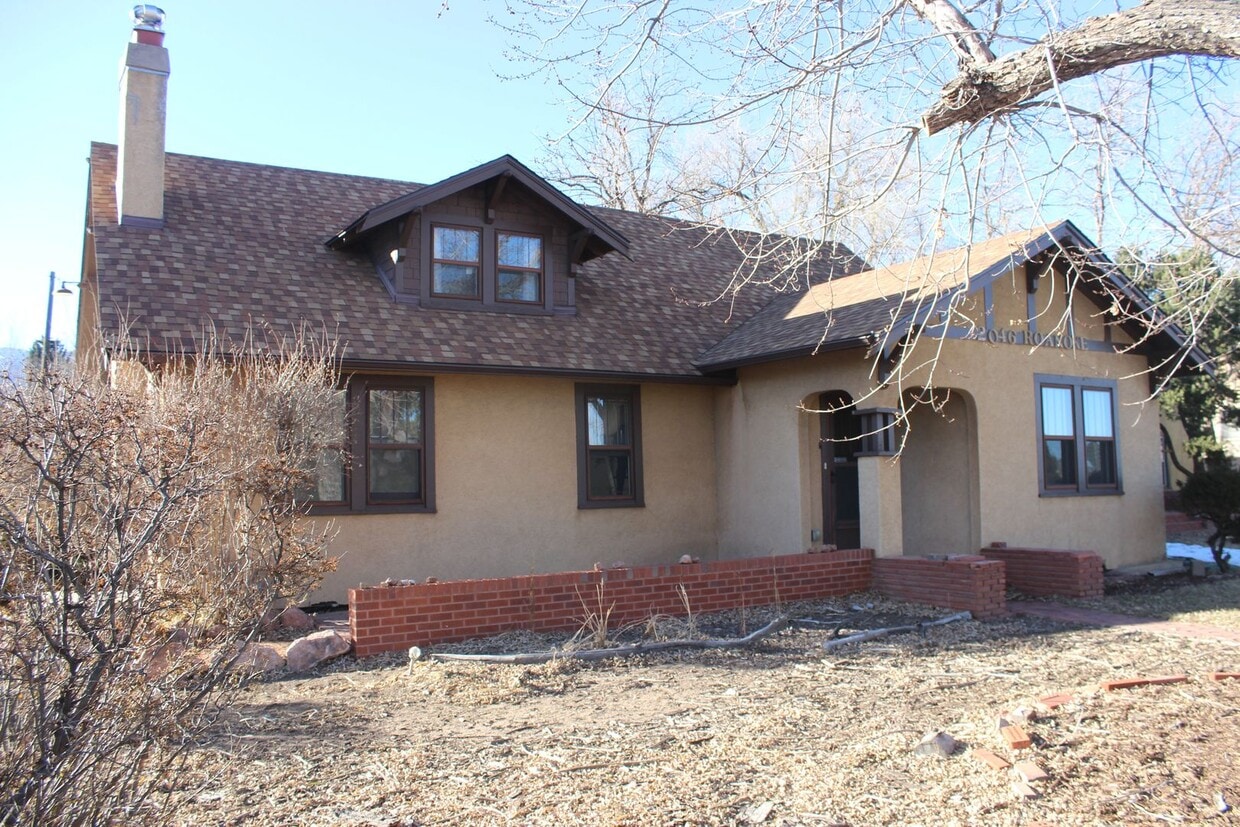 LARGE 3 bedroom in Old Broadmoor - LARGE 3 bedroom in Old Broadmoor