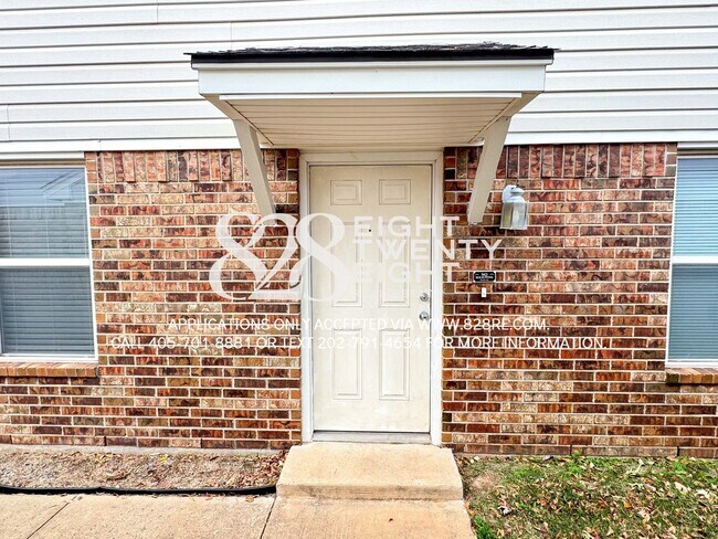 Foto del edificio - 1919 Leeds Ln