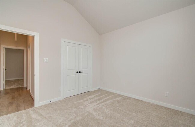 Building Photo - 16210 Bluegill Dr