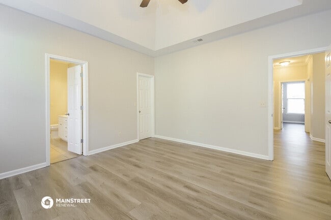 Building Photo - 1270 Easterwood Blvd