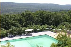 Foto principal - 74 Tice Rd
