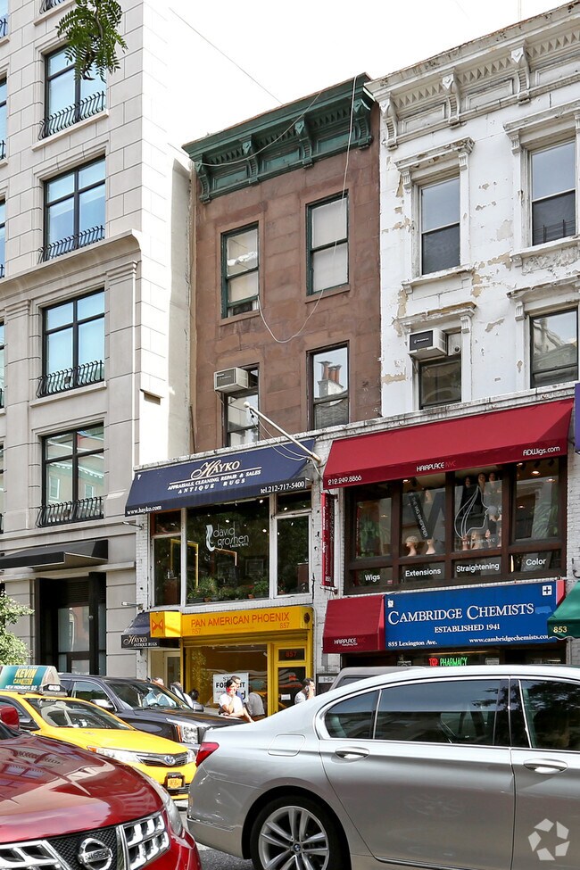 Building Photo - 857 Lexington Ave