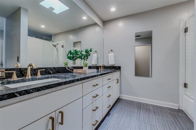 Foto del edificio - 4134 Travis St