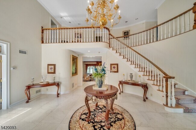 Foto del edificio - 787 Peach Tree Ln