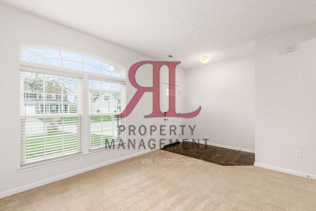 Foto del edificio - 720 Maple Vista Dr