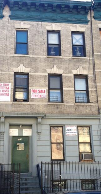 Building Photo - 562 W 183rd St