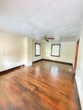 Building Photo - 106 Basnight Ln