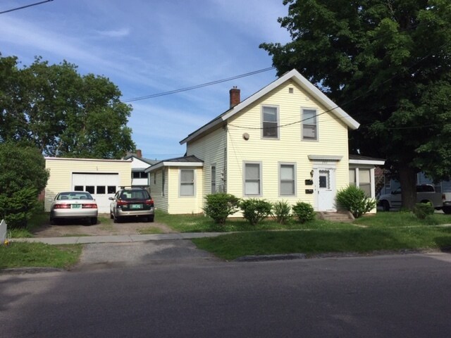Building Photo - 202 Elmwood Ave