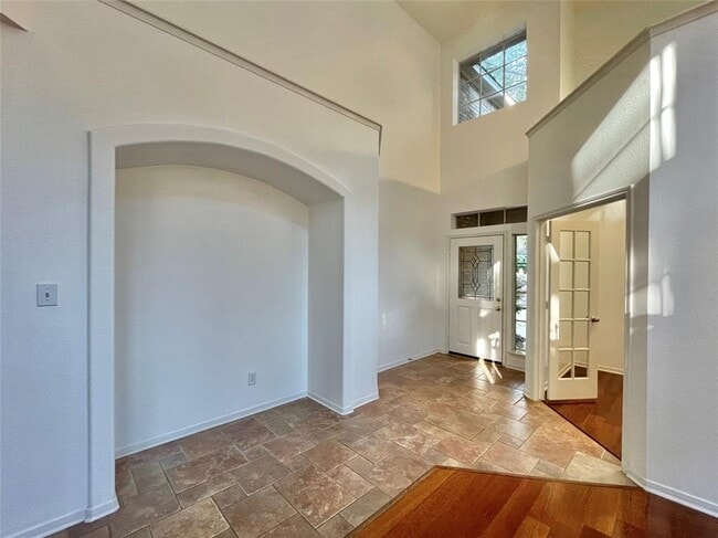 Building Photo - 11 Dalea Pl