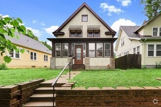 Building Photo - 977 Fremont Ave E