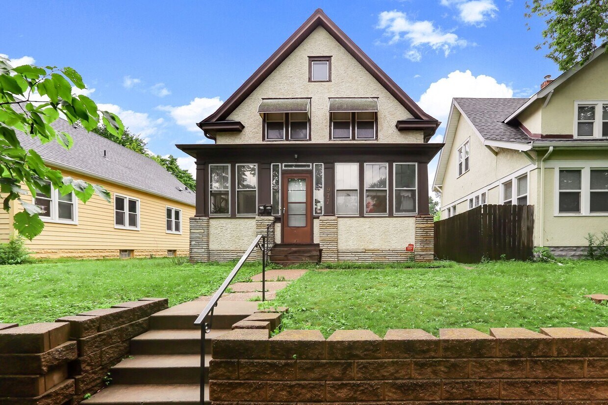 Foto principal - 977 Fremont Ave E