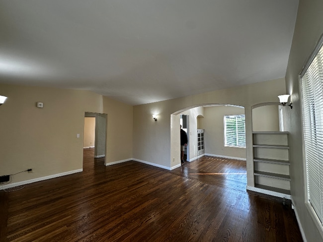 Photo - 2215 Carroll St Apartment