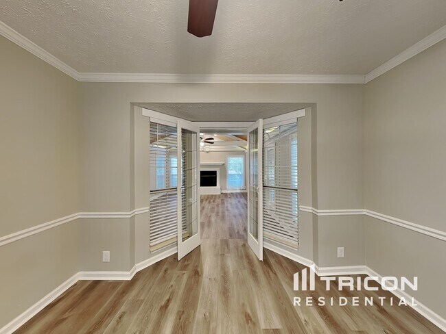 Foto del edificio - 100 Chitwood Ct