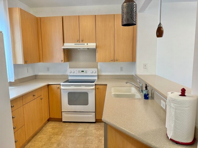 Building Photo - Iliahi at Kehalani - Upscale 3- Bedroom Pe...