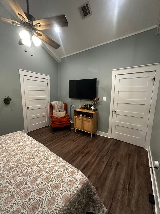 Building Photo - Check Out this 3 bed 2 bath in Bossier!!