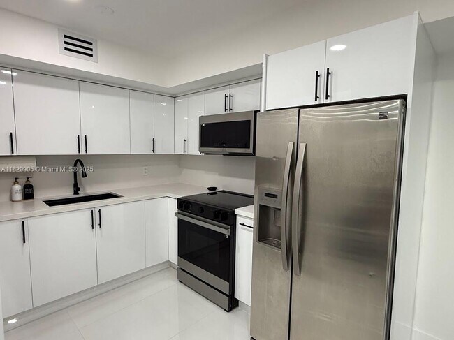 Foto del edificio - 6070 W 19th Ave