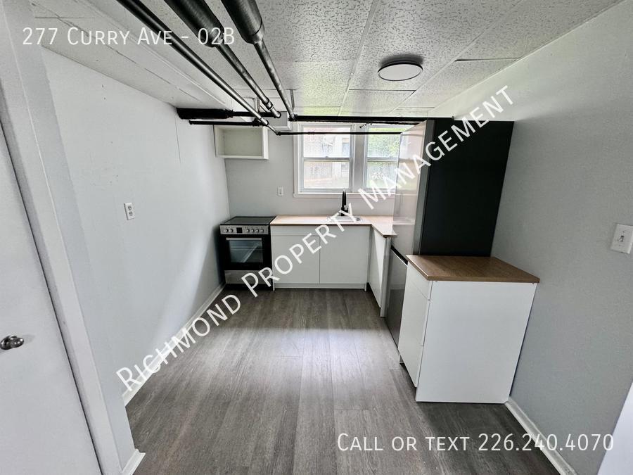 Primary Photo - 277 Curry Ave