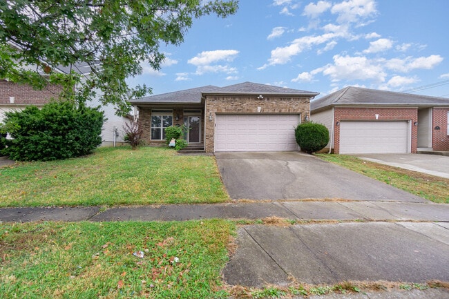 Building Photo - 741 Whispering Brook Trce