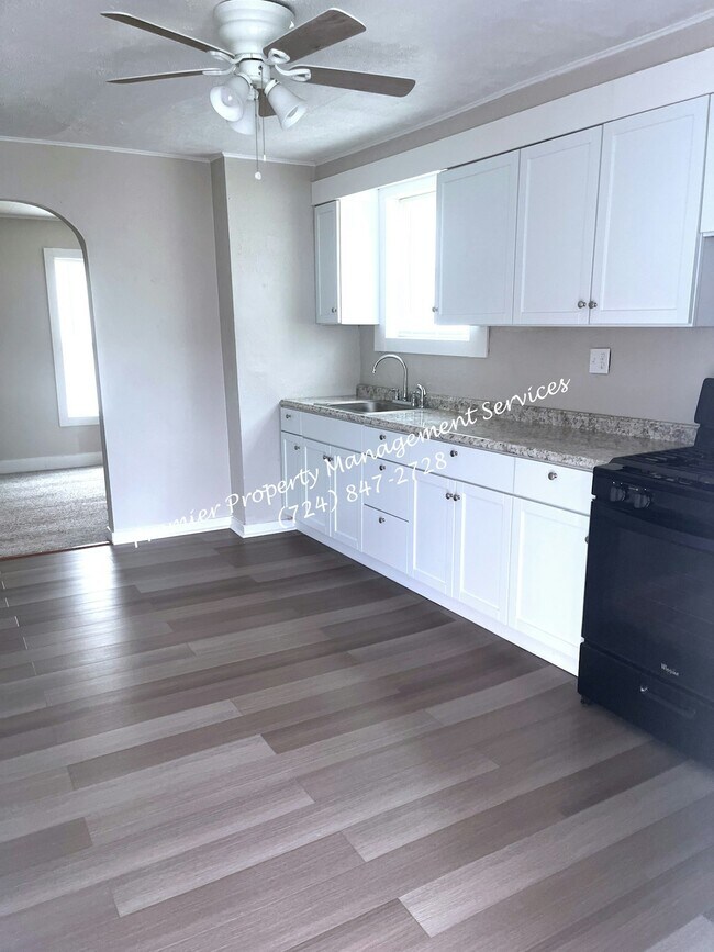 Building Photo - 3302 46th St