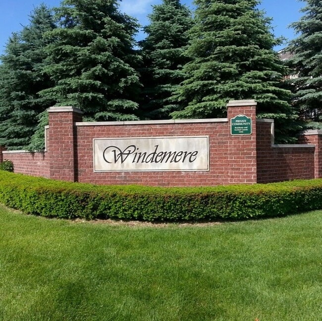 Building Photo - 6145 Windemere Dr