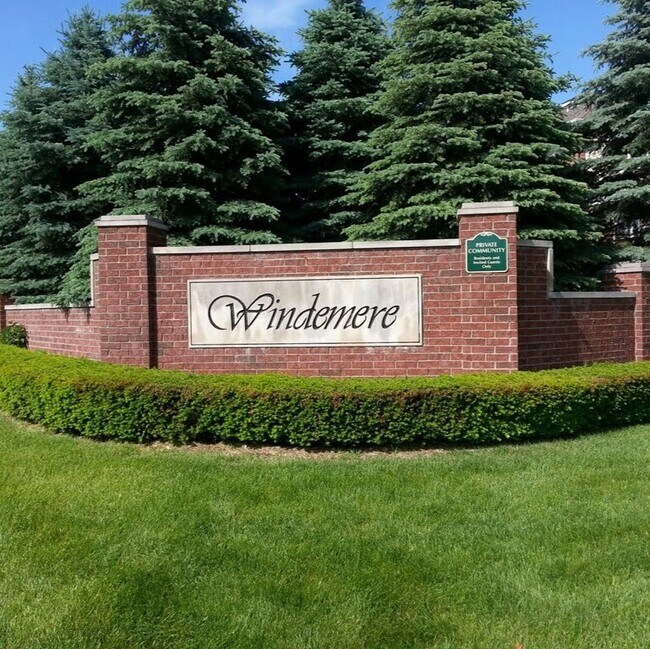 Foto del edificio - 6145 Windemere Dr