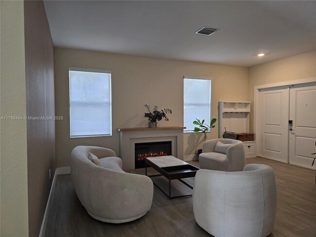 Foto del edificio - 1437 SE 27th Terrace