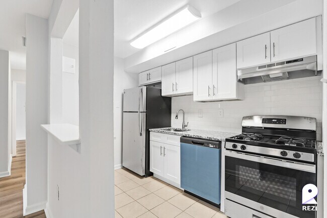 Foto del edificio - 6537 Hil-Mar Dr