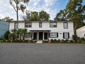 Building Photo - 6104 SW 12 Pl