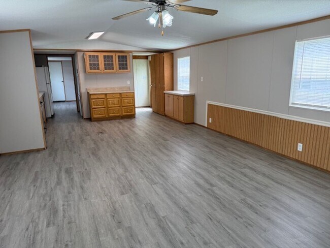 Foto del edificio - Greenback 37742 - 3 bed 2 bath mobile home - call Troy Adams 865-233-6949