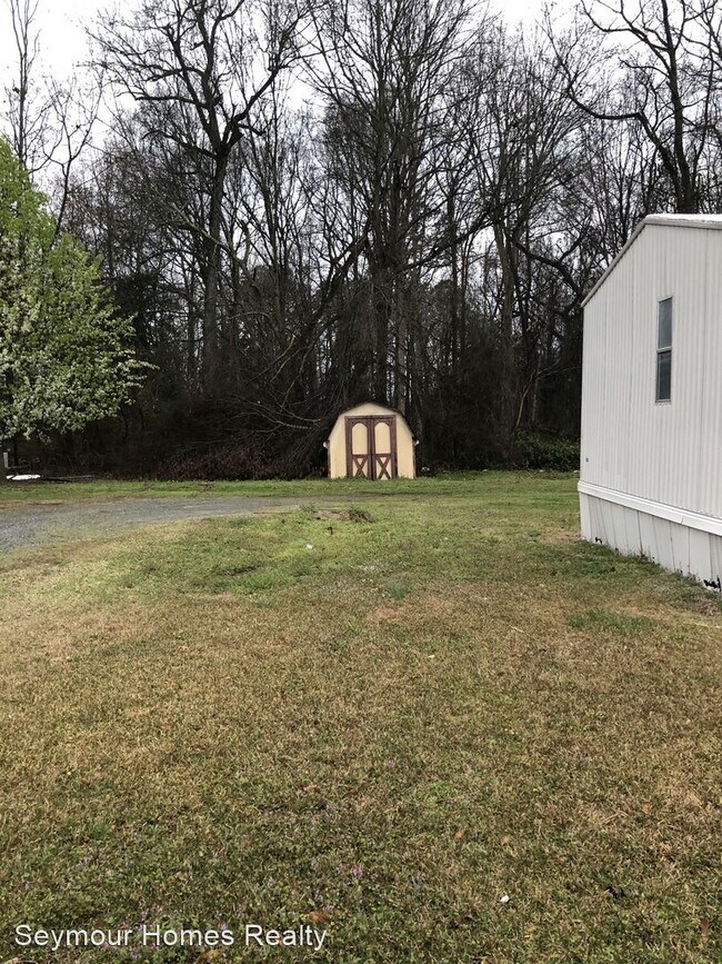 Foto del edificio - 2 br, 2 bath House - 394 Community Drive