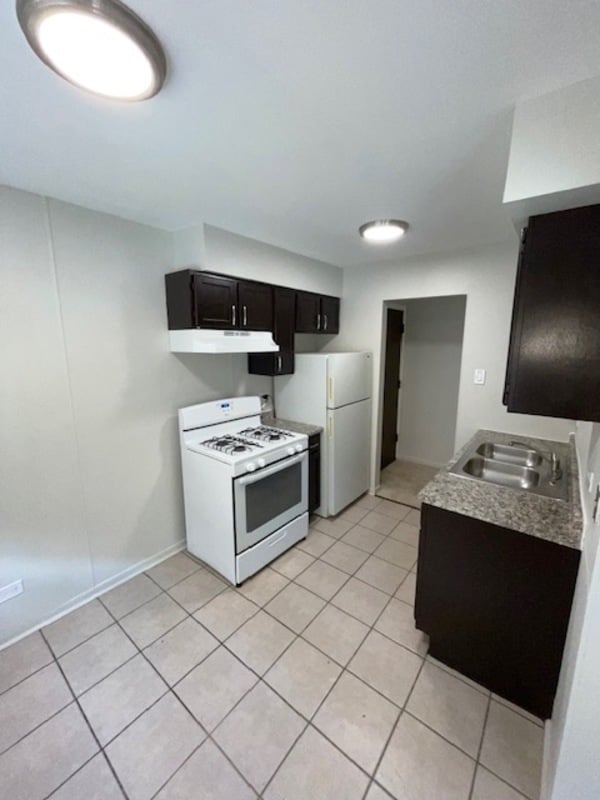 505 Madison Ave, Calumet City, IL 60409 Condo for Rent in Calumet