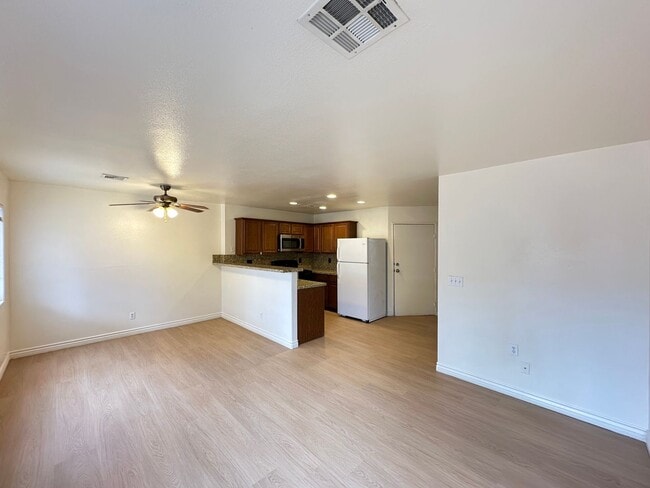 Building Photo - CORTE MADERA
