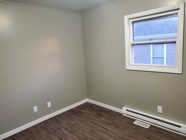 Foto del edificio - 3 bedroom 2 bath home