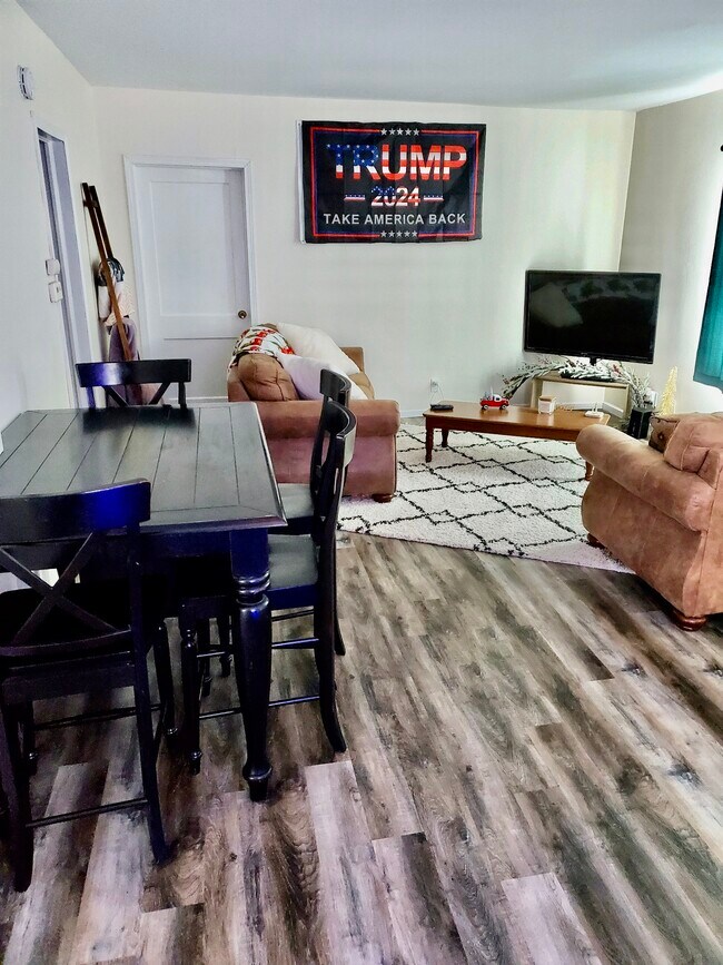 1102 4th St S, Moorhead, MN 56560 House Rental in Moorhead, MN