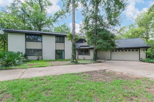 Building Photo - 3703 Aspenwood Dr