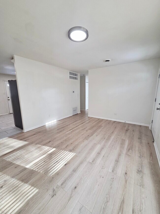 Foto del edificio - 2069 217th St