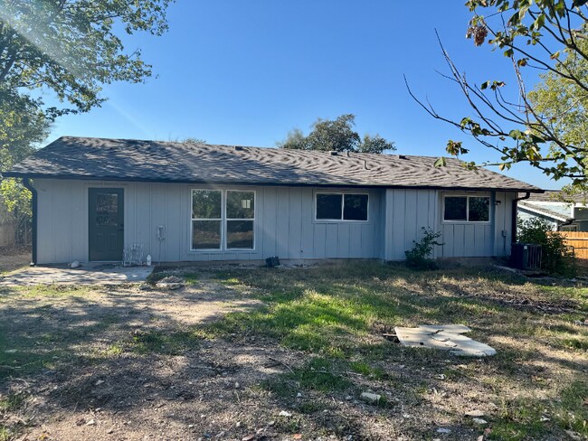 Building Photo - 8300 View Ridge Dr