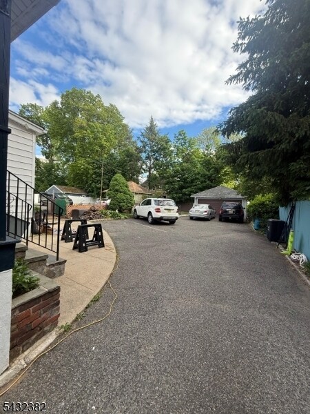 Foto del edificio - 558 Argyle Ave
